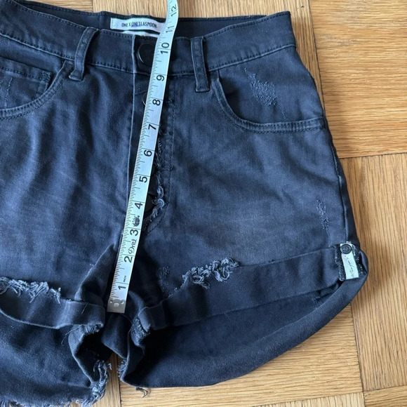One X One Teaspoon Size 24 Black Denim Shorts Jean Distressed Button Fly - Picture 5 of 6